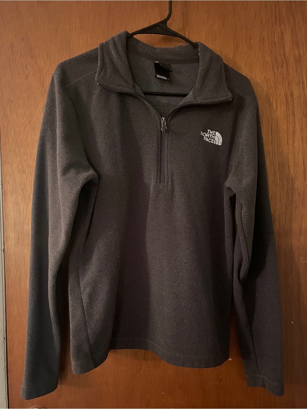 The North Face Men's Charcoal Quarter-Zip Fleece - S
